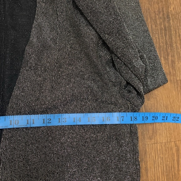 NEW With Tags Aritzia BABATON MACAULEY Blazer In Black/ Silver Style 75572 SZ M - Picture 15 of 17